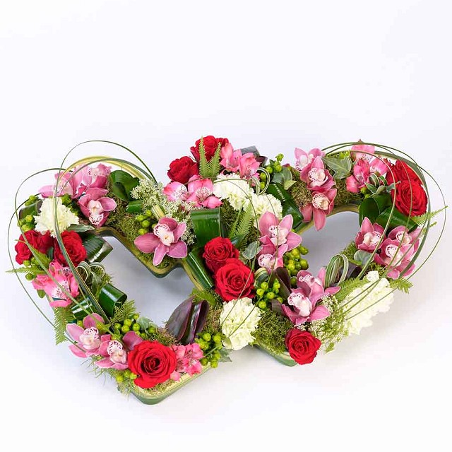 Foto Corazón doble de flores